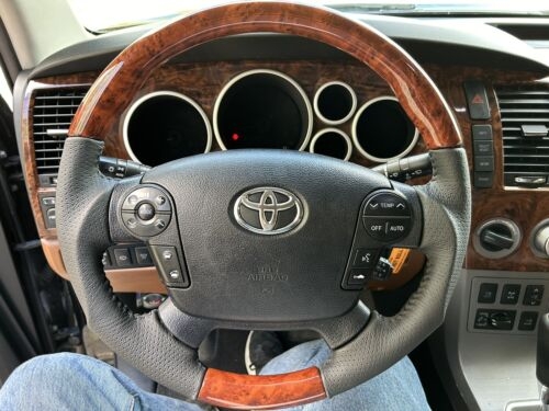 PRADO steering wheel